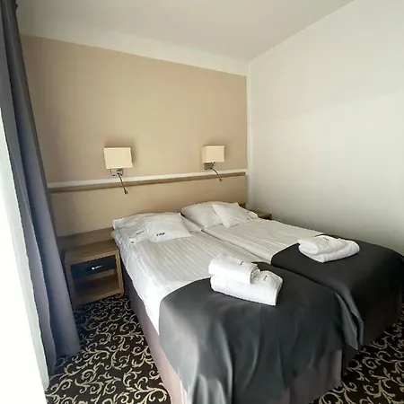 Osrodek Warszawianka Resort *